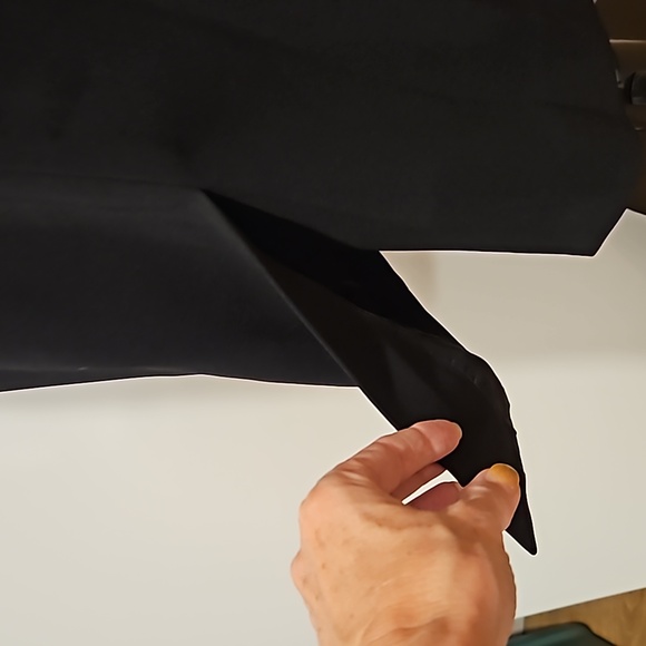 Anne Klein sleeveless black dress lined back slit hidden zipper sz. 10 LBD - Picture 6 of 11